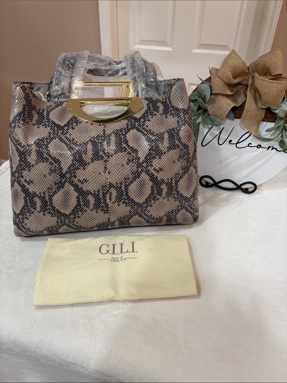 NWT G.I.L.I. Exotic Embossed Leather Tote
